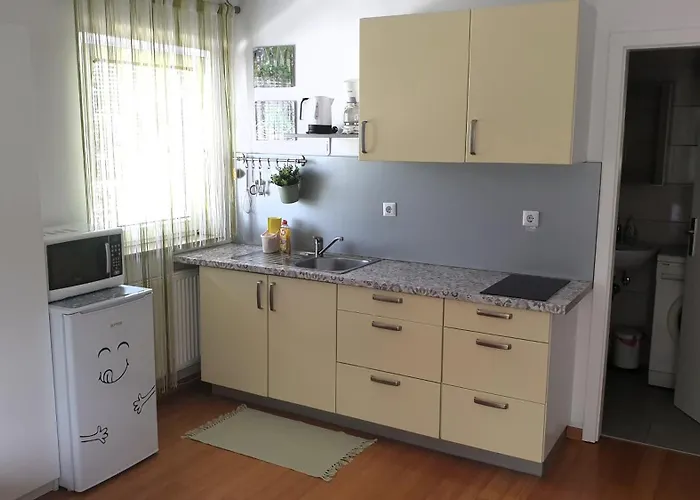 Emma - Free Parking, Ac, Wifi Appartement *